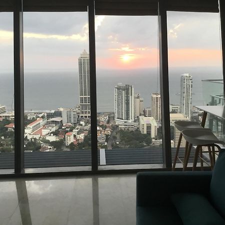 Altair Luxury Colombo By Miracle Apartment Exterior foto