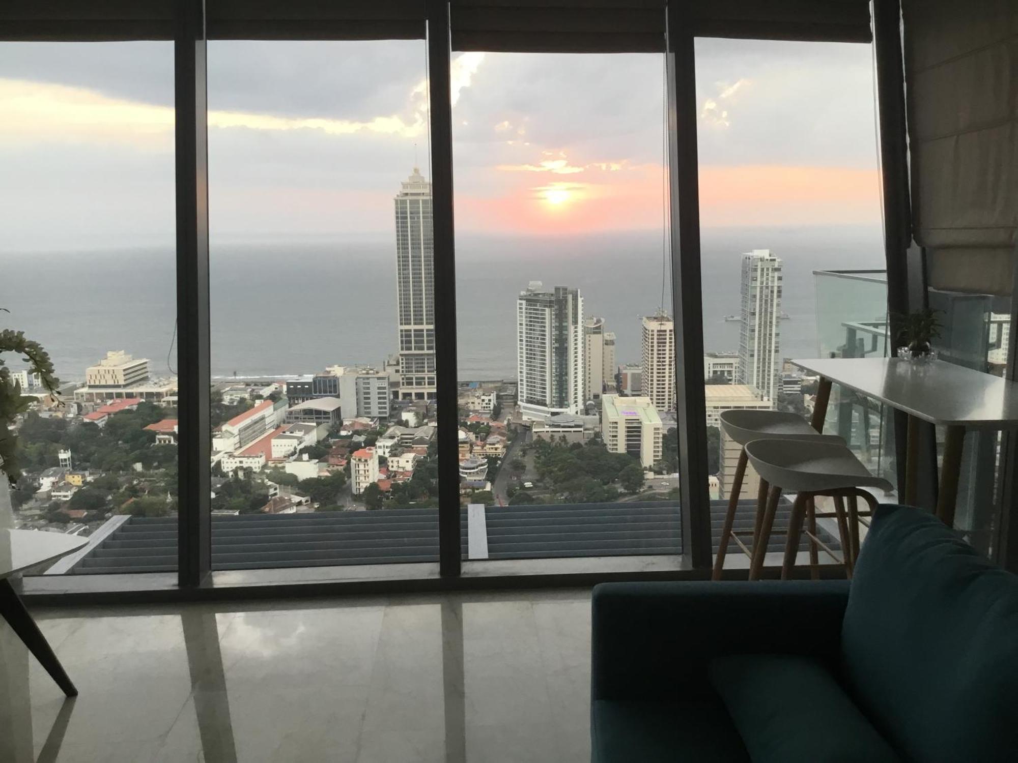 Altair Luxury Colombo By Miracle Apartment Exterior foto