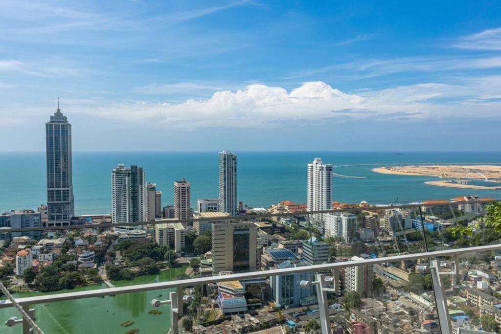 Altair Luxury Colombo By Miracle Apartment Exterior foto